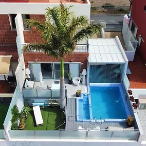 Con Piscina Privada Palmeras Las Palmas